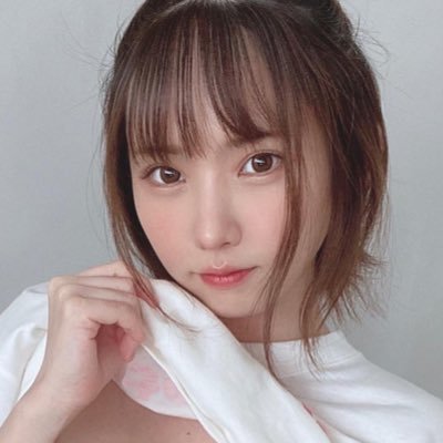 【画像】Ｃａｌｖｉｎ Ｋｌｅｉｎの下着を着たえなこが可愛すぎる件