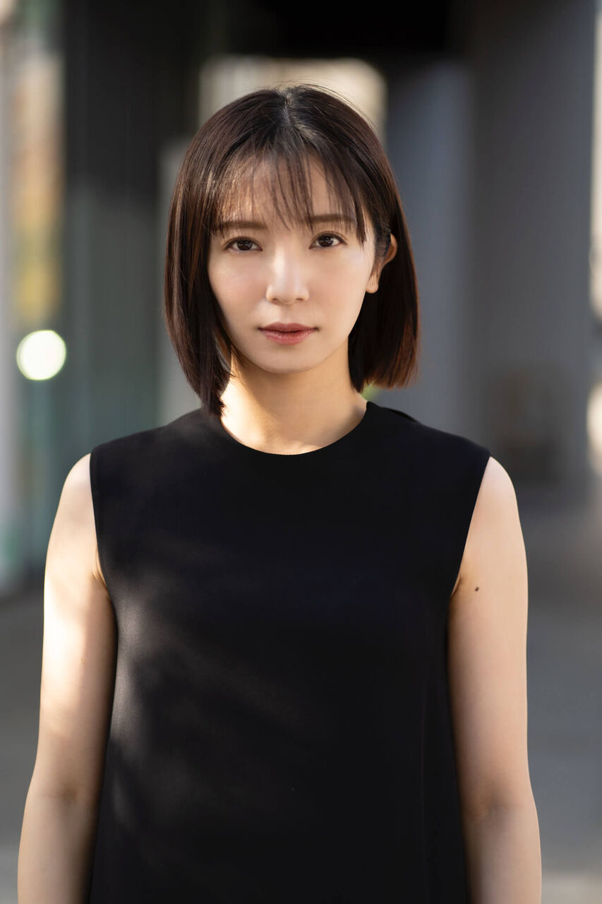 【朗報】入来茉里（３５）、サウナで覚醒。赤ビキニ姿がガチすぎる模様ｗ ｗ ｗ