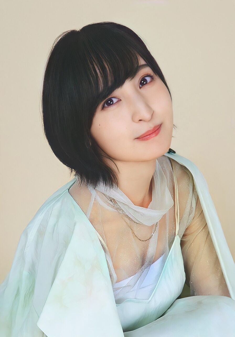 【画像】声優 佐倉綾音さんが美脚を披露！