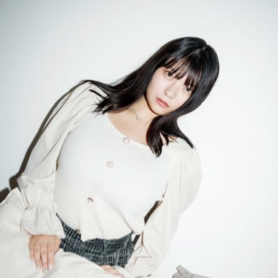 【朗報】極上巨乳美女の大葉めもさん「Ｍｅｍｏ」として再出発！ｗｗｗｗｗ