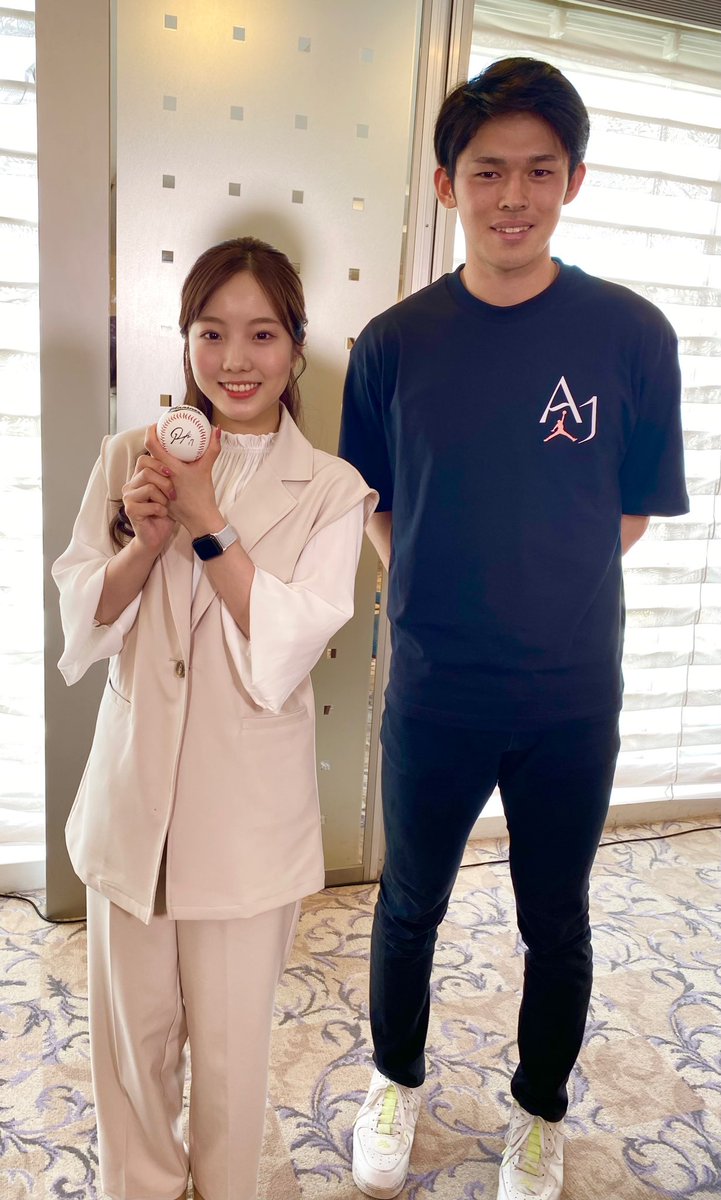 【画像】 本田真凜さん、ロッテ佐々木に乗り換えそうwww