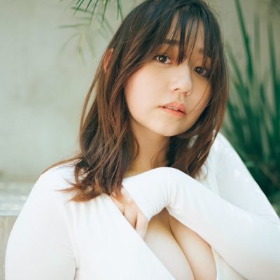 【画像】美澄衿依とかいうボディがめちゃくちゃエッチなグラビアアイドルｗｗｗｗ