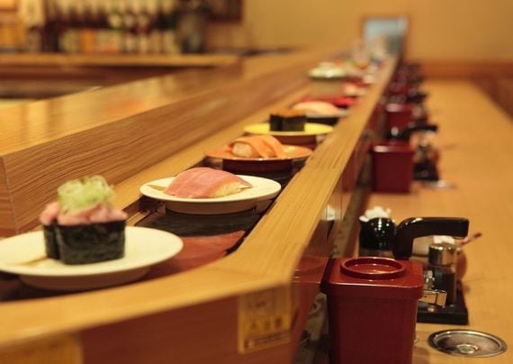 【衝撃】 回転寿司でこれ食ってるヤツの正体ｗｗｗ