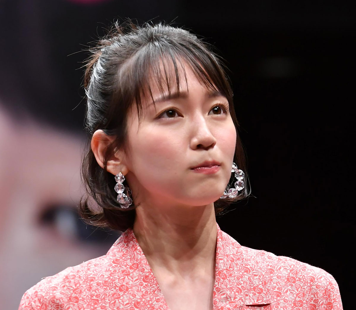 【画像】早朝に佐藤健のマンションから出てくる吉岡里帆の顔w w w 爆誕芸能ニュース速報