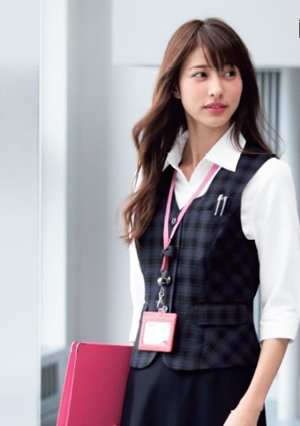 【画像】 OL、パ○ティを撮られるｗｗｗ