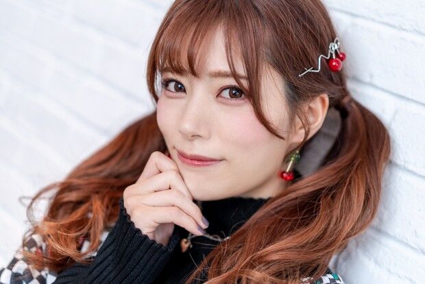  【ＧＩＦあり】激かわ声優さん、スカートが短すぎて豪快にパンチラしてしまう！