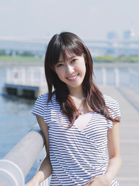  【画像】有名女性競馬司会者がモロにパンチラｗｗｗ