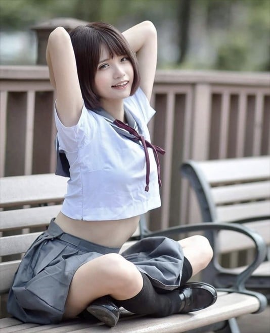 【動画】全身コスプレまんさんのエッチなオナニーｗｗｗ