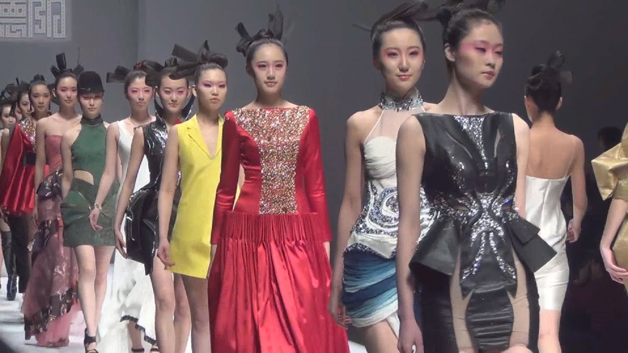  【動画】中国のファッションショー、ほとんど歩くＳＥＸｗ ｗ ｗ