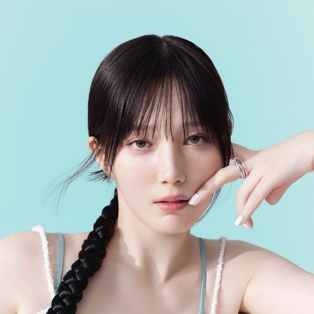 【画像】本田翼さん、美肌でエロい顔面を晒してしまう