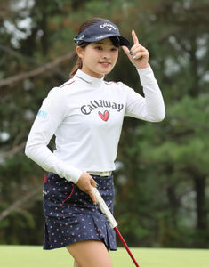 【画像】美人女子プロゴルファーの政田夢乃さん、お胸の主張がすごいと話題に