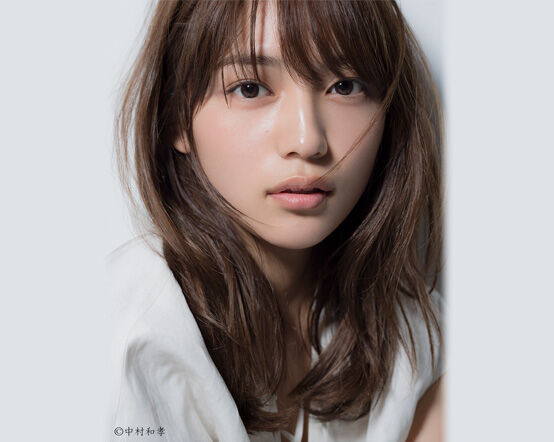 【画像】川口春奈さん、自慢のお乳を見せつけるｗ ｗ ｗ ｗ