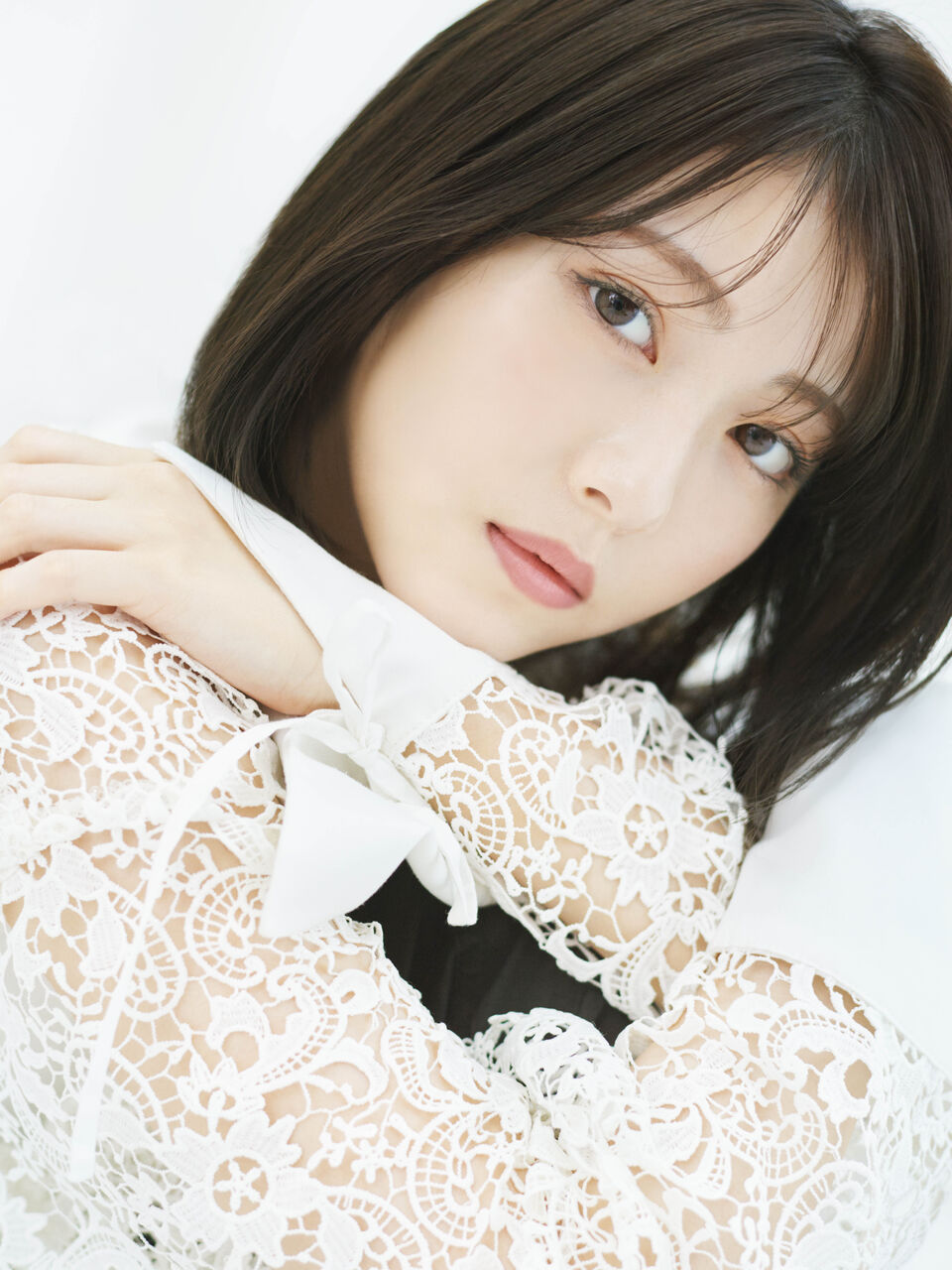 【画像】浜辺美波ちゃん、彼氏がいないと辻褄が合わないｗ ｗ ｗ