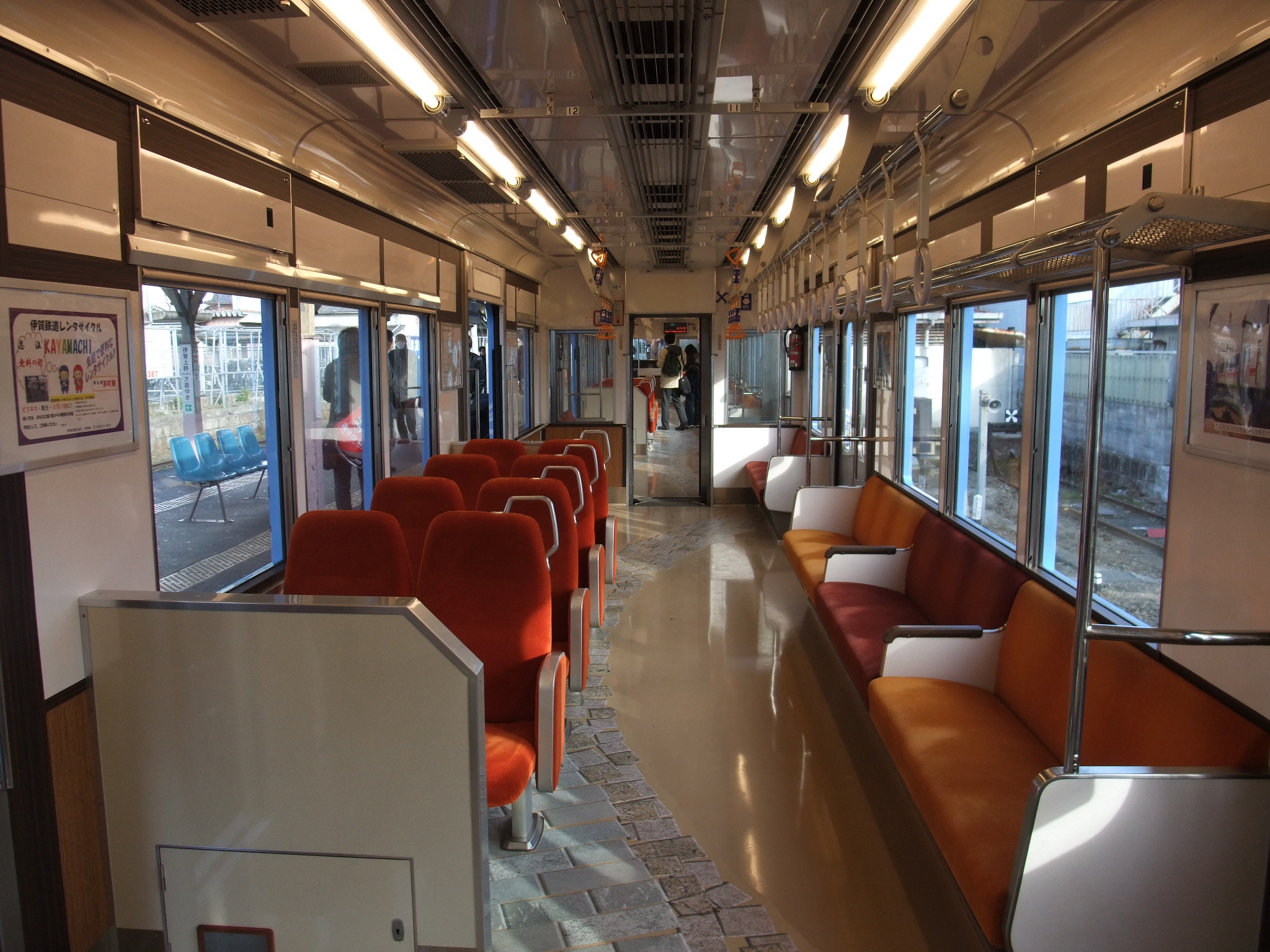 ”ミスター乗り鉄 ”鉄進の旅路 伊賀鉄道200系 コメントトラックバック