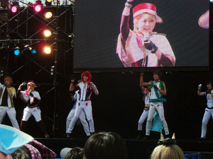 1055016_1988152590_125large