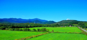 田園風景横長青空