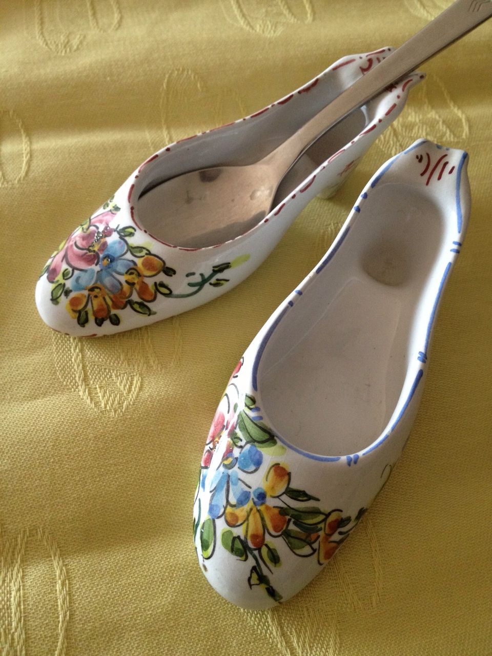 オランダのお土産 陶器できた木靴 イェジンさんち 예진의 엄마 손