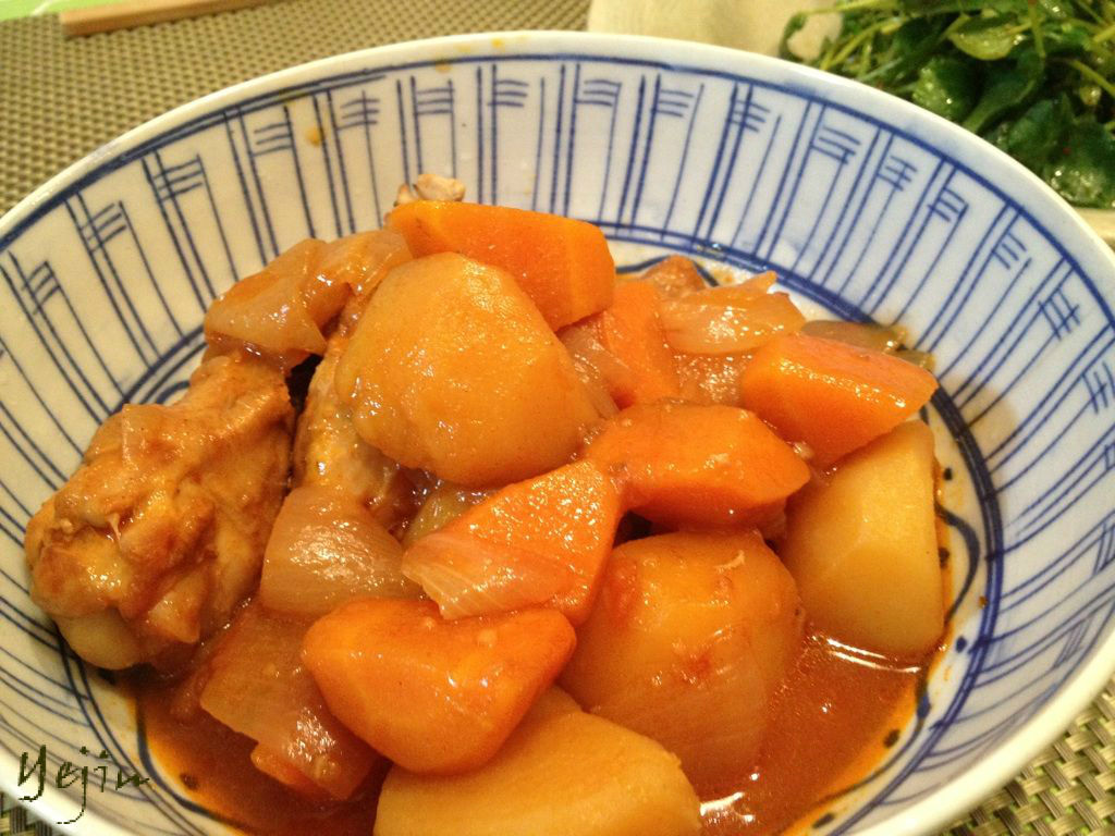 手羽元で作る甘辛い 韓国風肉じゃが を かぼちゃ粥 と クレソンのセンチェ と イェジンさんち 예진의 엄마 손