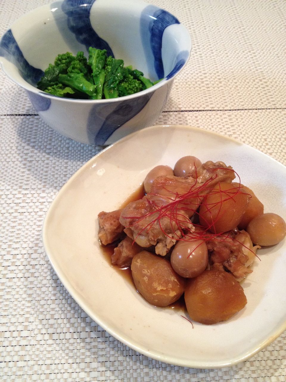 美味しかったね が嬉しくてまた作る じゃがいもと手羽元のこっくり甘辛煮 イェジンさんち 예진의 엄마 손 美味しかったね が嬉しくてまた作る じゃがいもと手羽元のこっくり甘辛煮 イェジンさんち 예진의 엄마 손