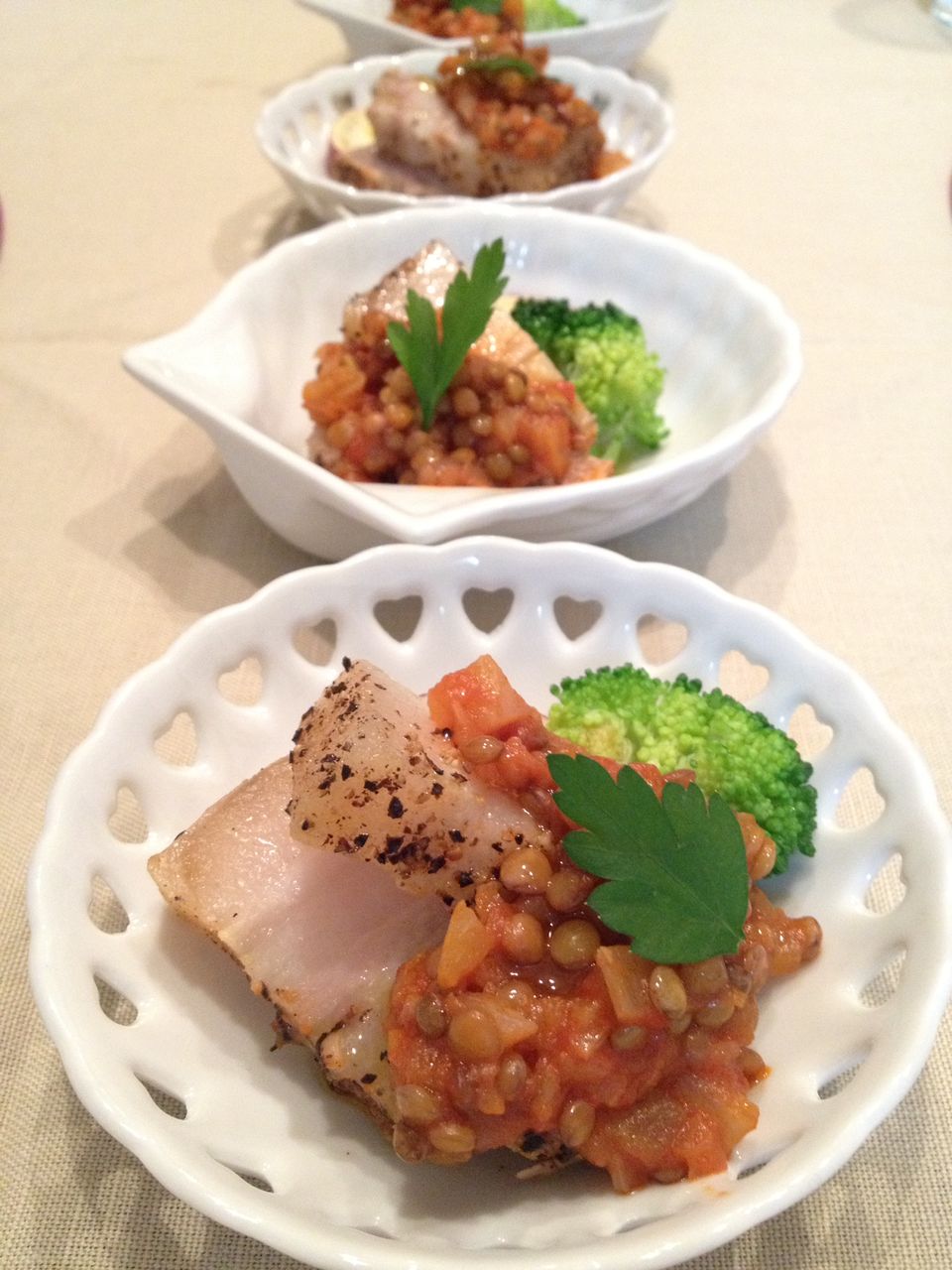 塩豚グリルのレンズ豆トマトソース イェジンさんち 예진의 엄마 손 塩豚グリルのレンズ豆トマトソース イェジンさんち 예진의 엄마 손
