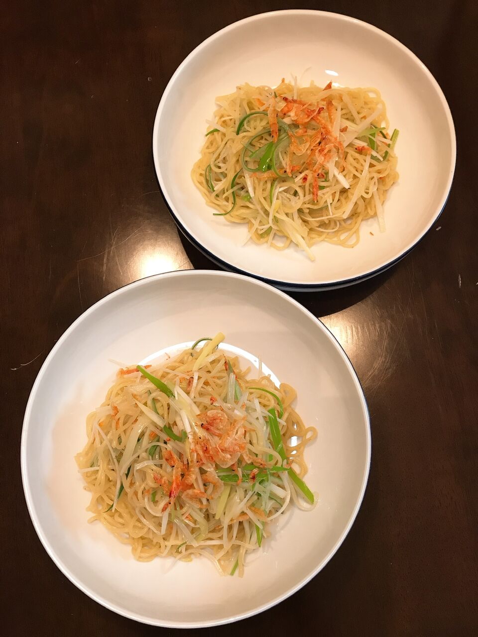 ごくごくシンプルに塩の旨みを 桜ねぎ 塩焼そば イェジンさんち 예진의 엄마 손 ごくごくシンプルに塩の旨みを 桜ねぎ 塩焼そば イェジンさんち 예진의 엄마 손