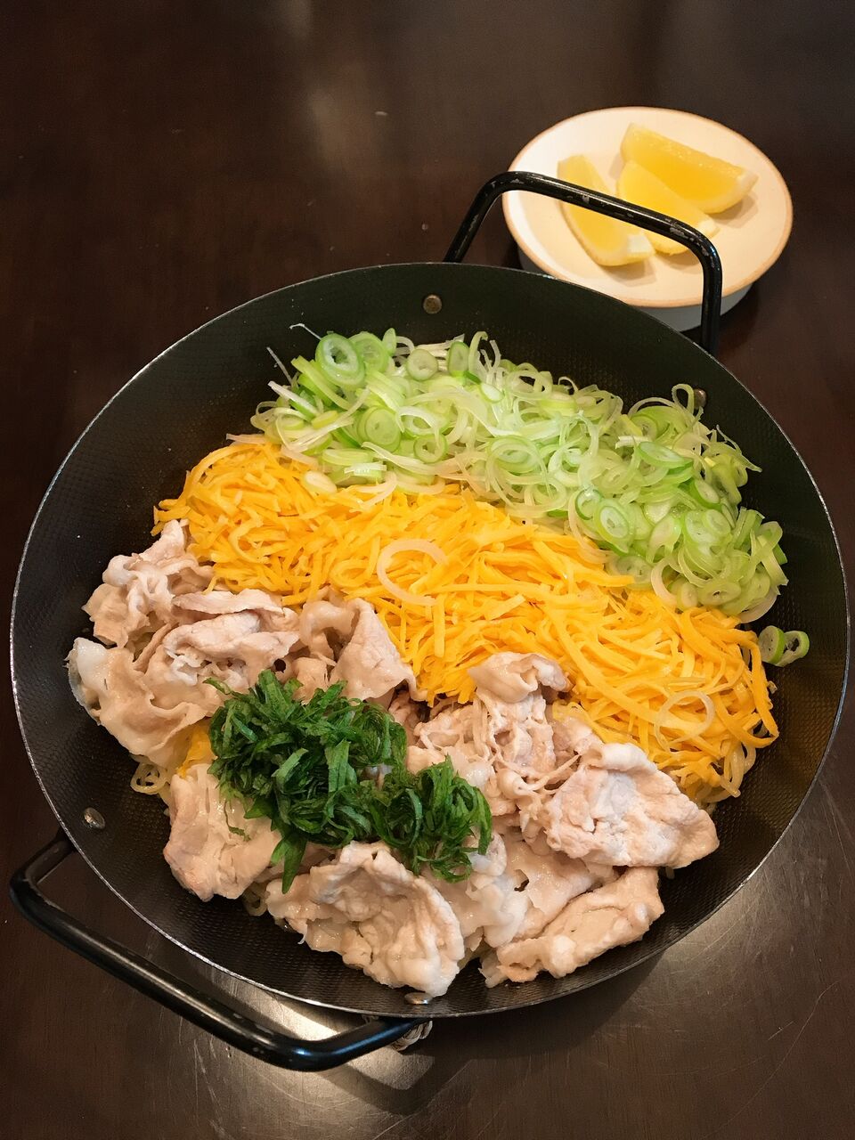 ホットプレートでも楽しい あっさりさっぱり 瓦そば風 焼そば イェジンさんち 예진의 엄마 손 ホットプレートでも楽しい あっさりさっぱり 瓦そば風 焼そば イェジンさんち 예진의 엄마 손