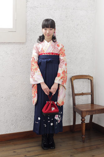 夏休みに卒業式の後撮りと制服写真を♪