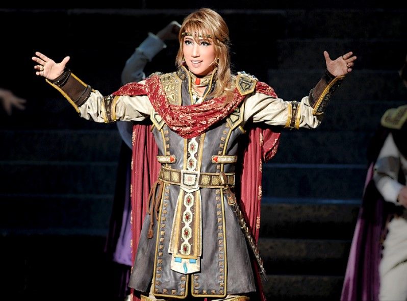 格安人気 真風涼帆 宙組公演 ヴァンパイア サクセション DVD 千社札 abamedyc.com