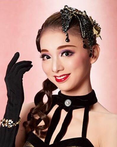 宝塚 宙組 夢白あやは真風涼帆の後妻か芹香斗亜と同時就任かそれとも輸出か 花の道でホットにまったりと 宝塚 宙組 夢白あやは真風涼帆の後妻か芹香斗亜と同時就任かそれとも輸出か 花の道でホットにまったりと