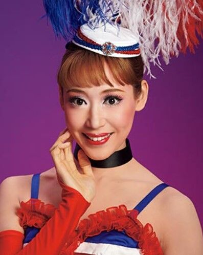宝塚 次期月組トップ娘役有力候補に天紫珠李が急浮上 花の道でホットにまったりと 宝塚 次期月組トップ娘役有力候補に天紫珠李が急浮上 花の道でホットにまったりと