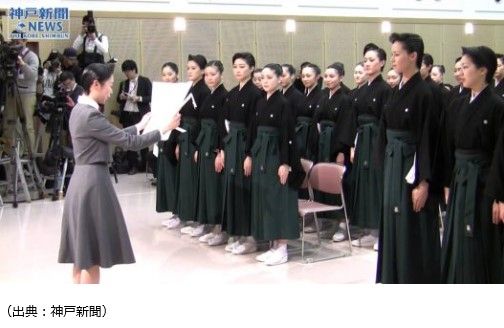 宝塚 スターだらけの95期 全員トップになってほしいけど 花の道でホットにまったりと 宝塚 スターだらけの95期 全員トップになってほしいけど 花の道でホットにまったりと