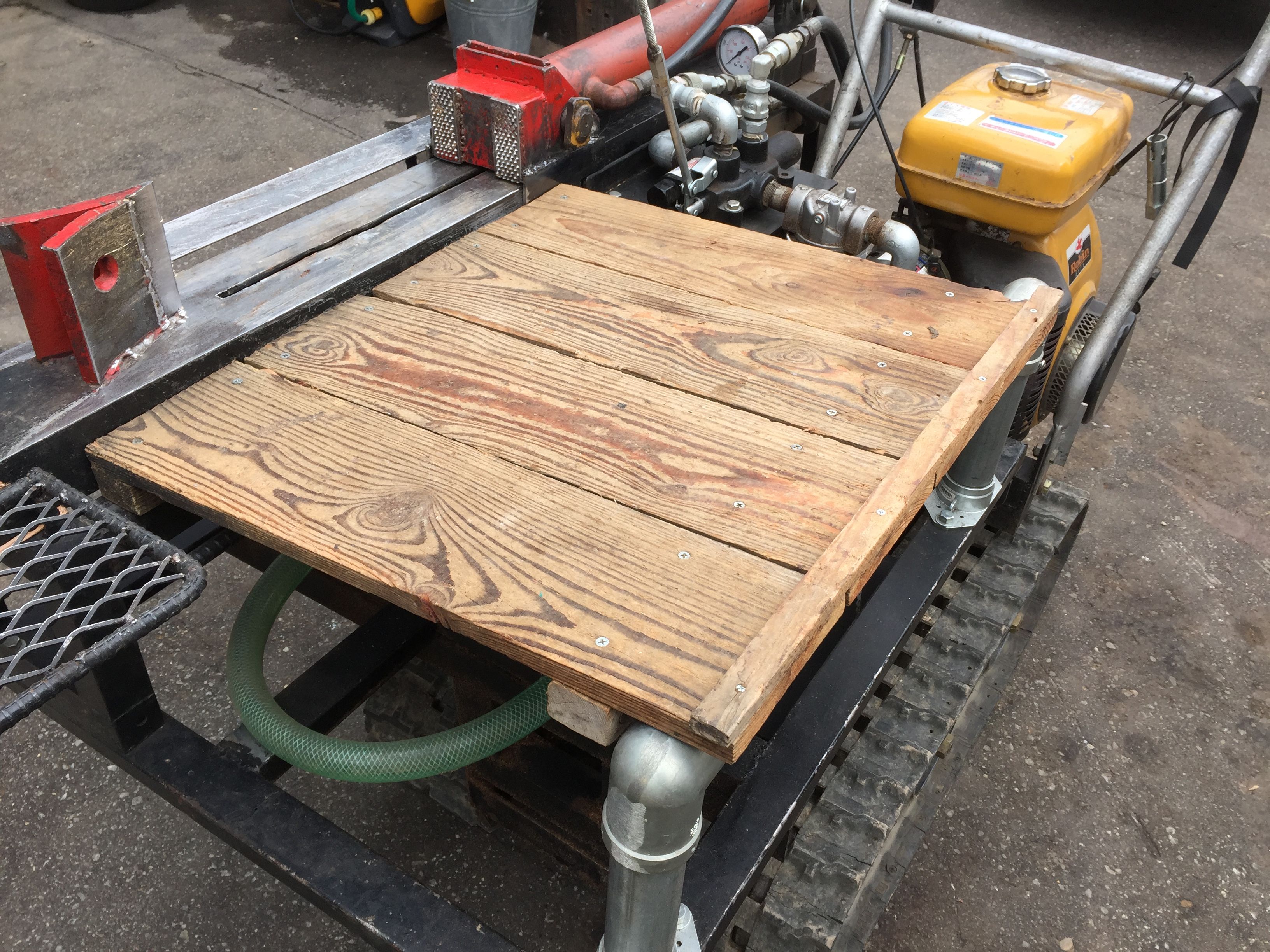 自作薪割り機に ｚｕｍｅブログ