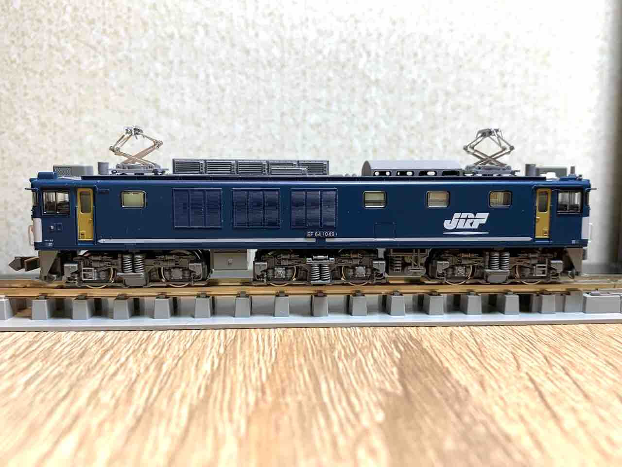 KATO(ラウンドハウス) 3023-5 EF64 1000 広島更新色 EF64 1000番台 JR貨物 広島更新色を弄る！その1 ホビーセンター