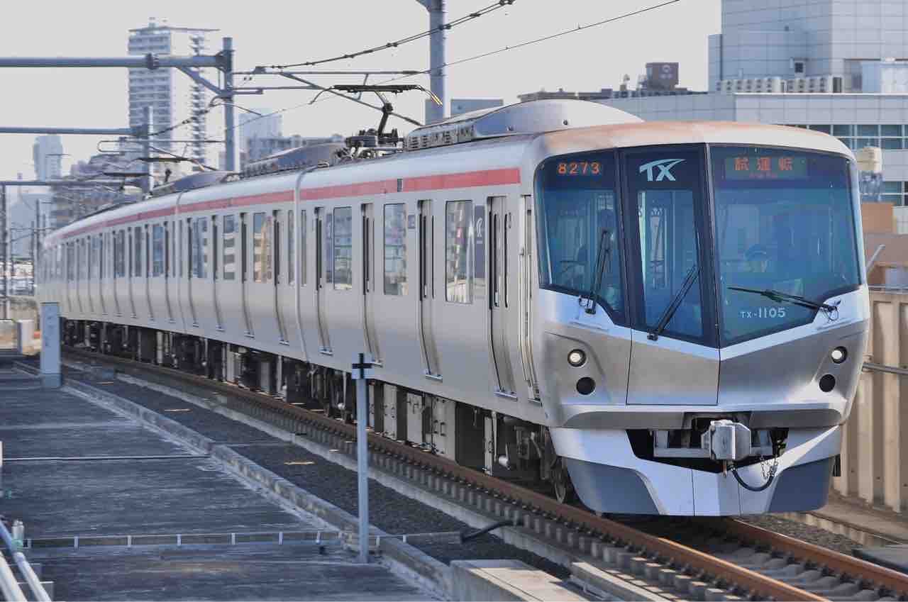 新到着 つくばエクスプレス1000系・2000系の違い - れいるのおと 鉄道模型
