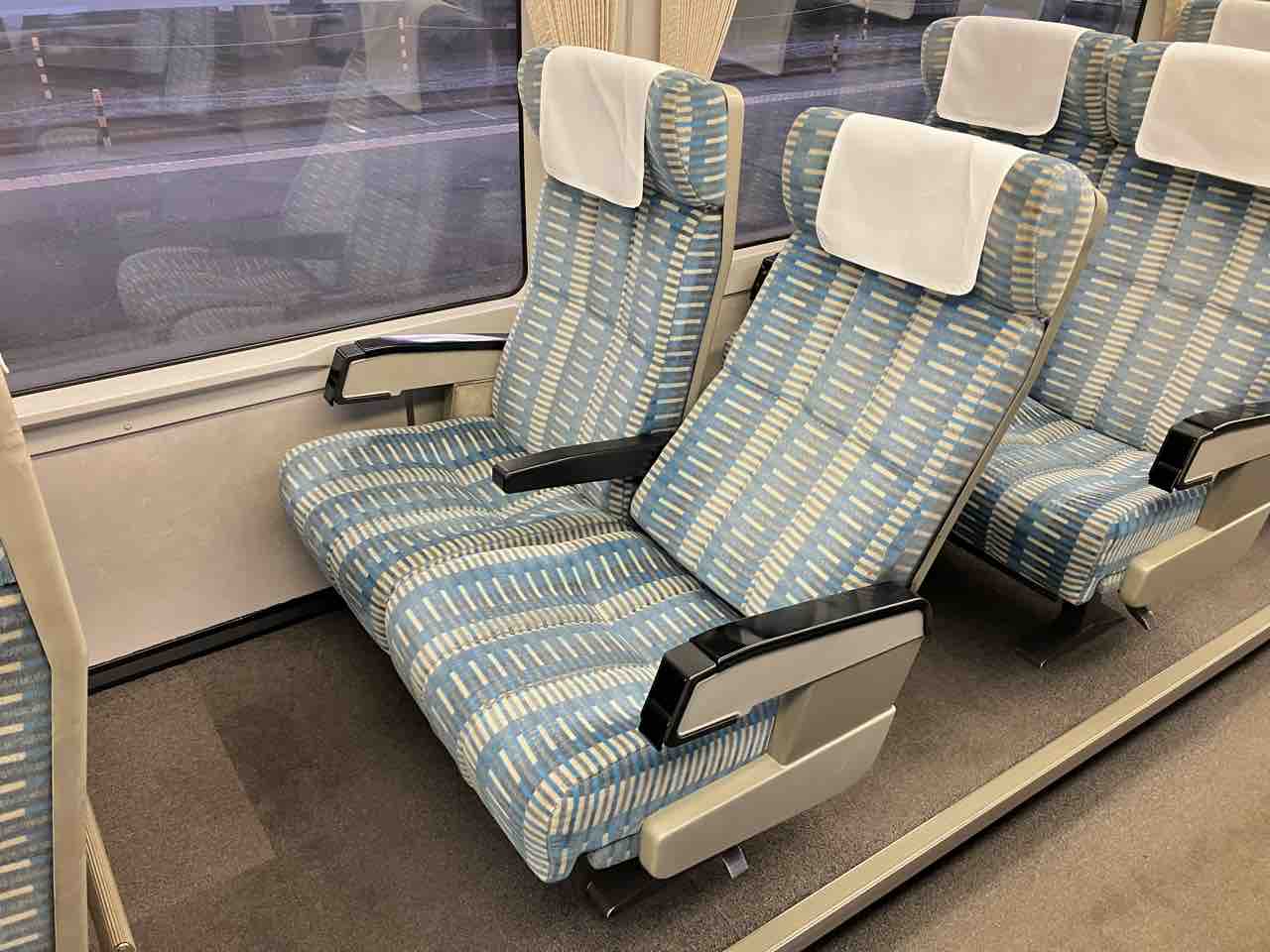 キハ85系モケット座席 シート 座布団 ワイドビュー「ひだ」「南紀