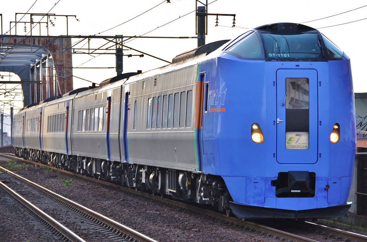 過去画 キハ261系のコバルトブルー塗装 れいるのおと
