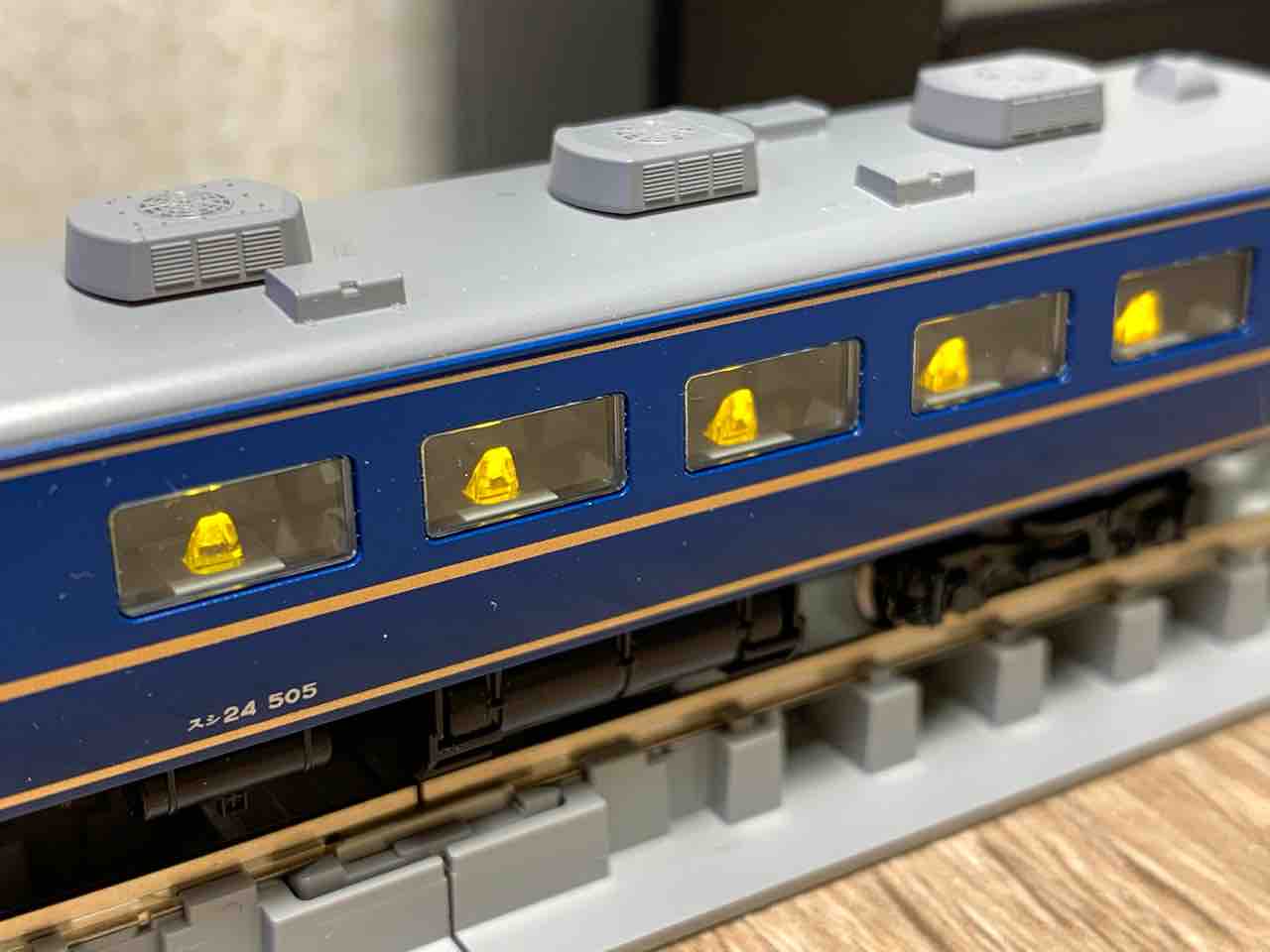 超人気の 【加工品】KATO 24系 北斗星 DX編成 +EF510-500 北斗星色
