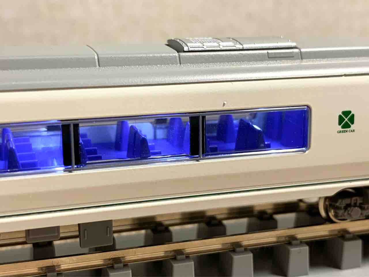 КATO651系スーパーひたち11両セット【ジャンク品】室内灯・ライトLED化 KATO 651系に専用室内灯を取り付ける - れいるのおと