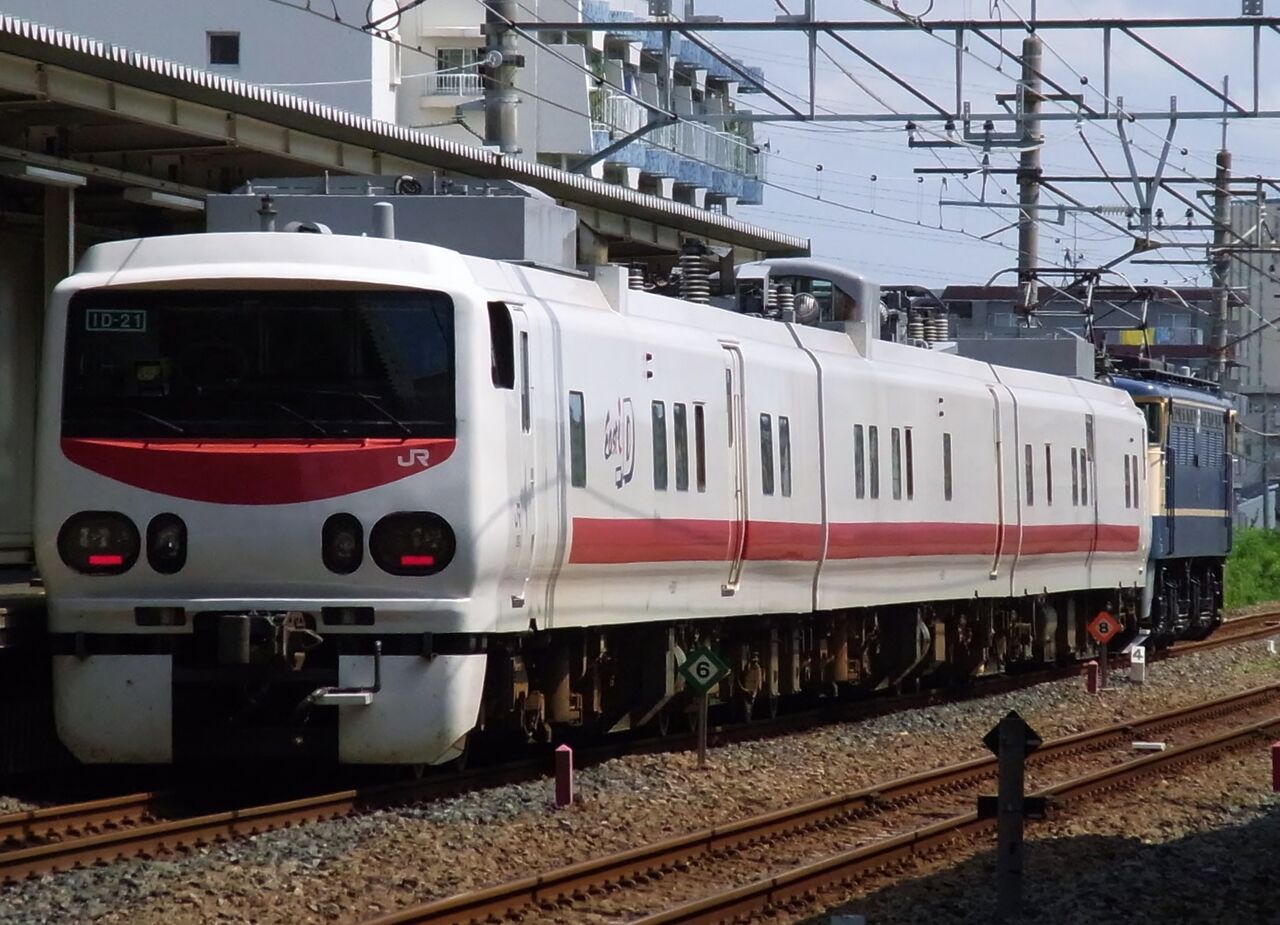 もう見られなくなった 機関車牽引のeast I D れいるのおと