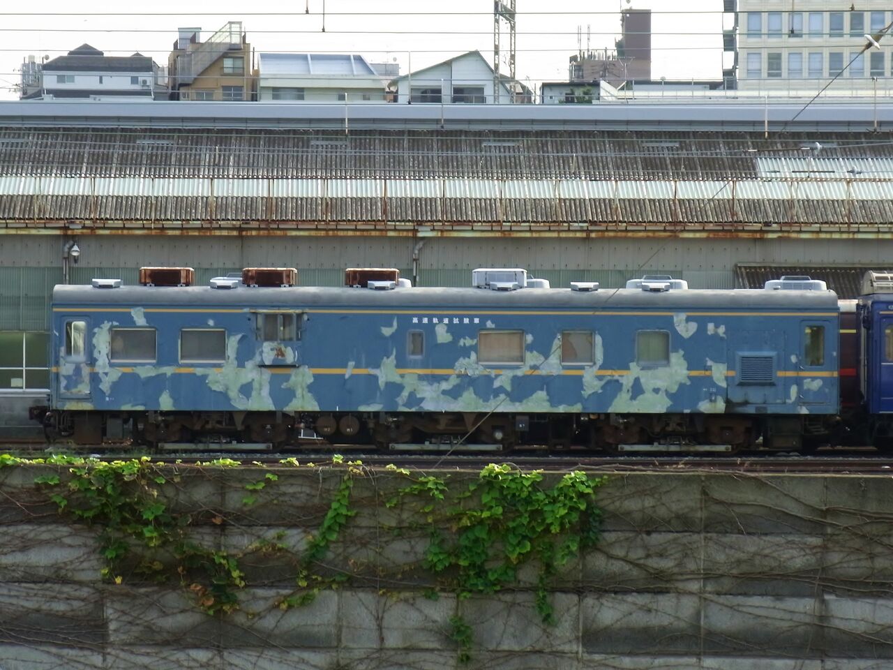 尾久に残っていた検測車マヤ34 04 れいるのおと 尾久に残っていた検測車マヤ34 04 れいるのおと
