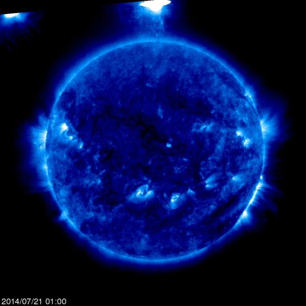 【画像】超巨大UFOが太陽系に来襲！ 日本どころか地球オワタ＼(^o^)／
