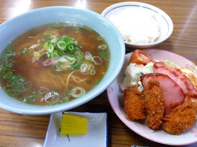 トヨタ屋食堂よ！永遠に！ : 漂えど沈まず－ロード初心者のピナレロ日記