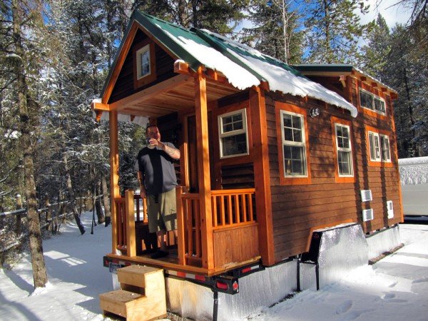 meg-and-joe-tiny-house-600x450