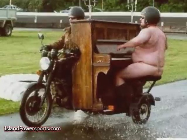 ODliZjY4MzYw_o_funny-motorcycle-sidecars