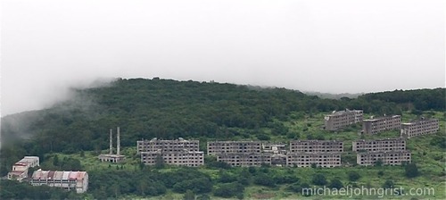 matsuo-mine-ruined-apartments2