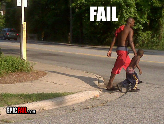 role-model-fail-sagging-shorts_13140127854