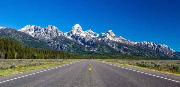 aaa-wyoming-car