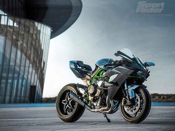 2015-kawasaki-ninja-h2r-gallery-05