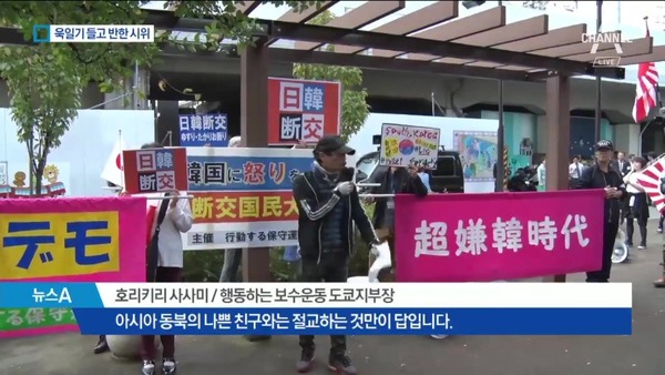 11d61fcb053eacf1db4f27483f04942d