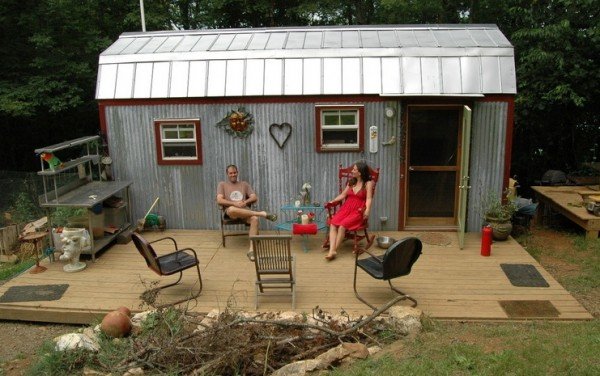Tiny-House-Family-600x376